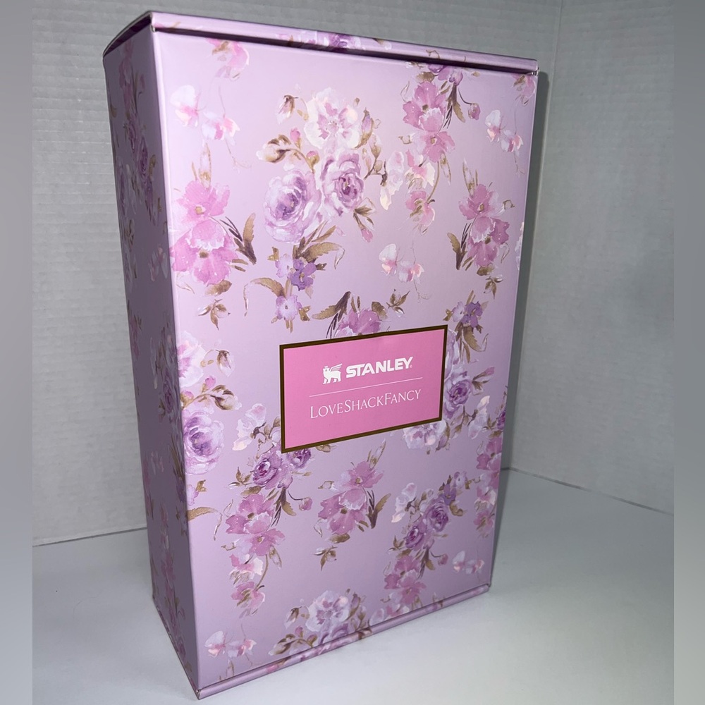 Stanley X Loveshack Fancy COLLAB box and envelope